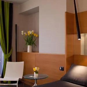 Zone Hotell