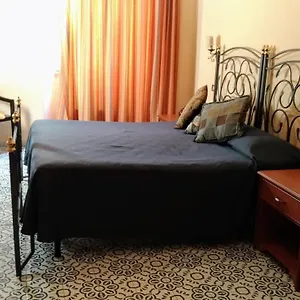 Nicolas Guest house